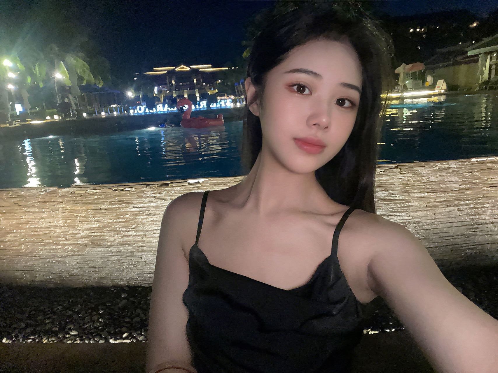 兮兮