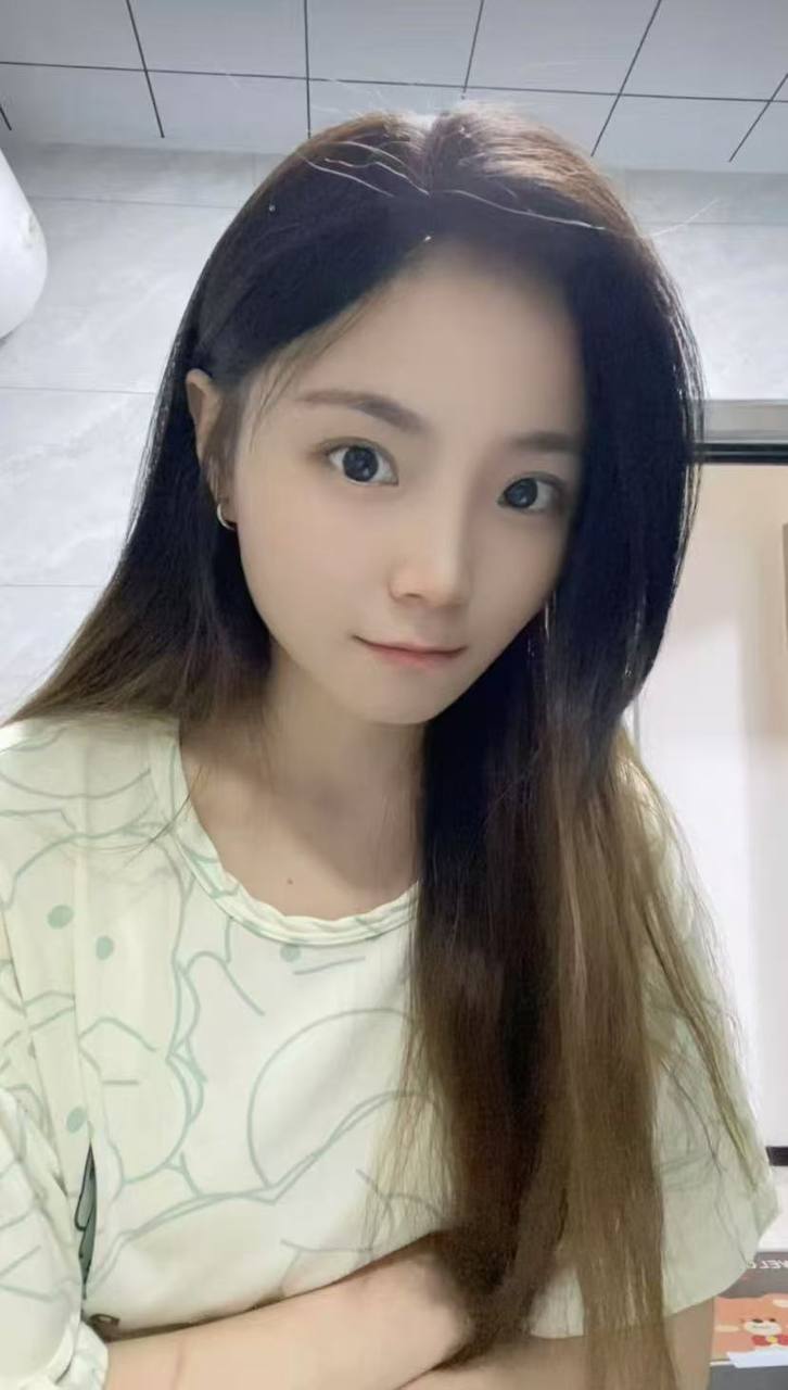 依依