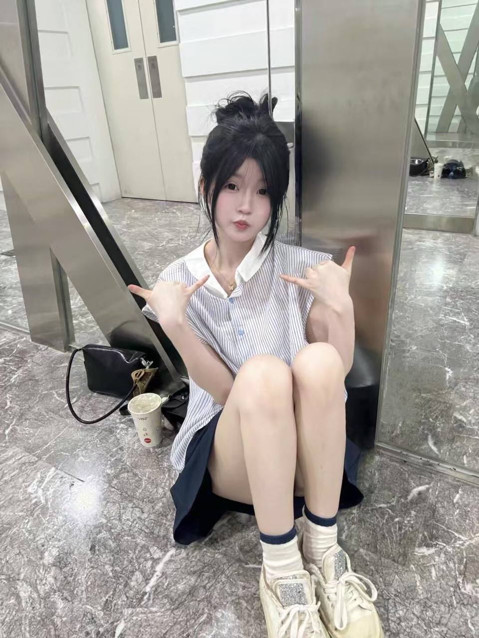 。