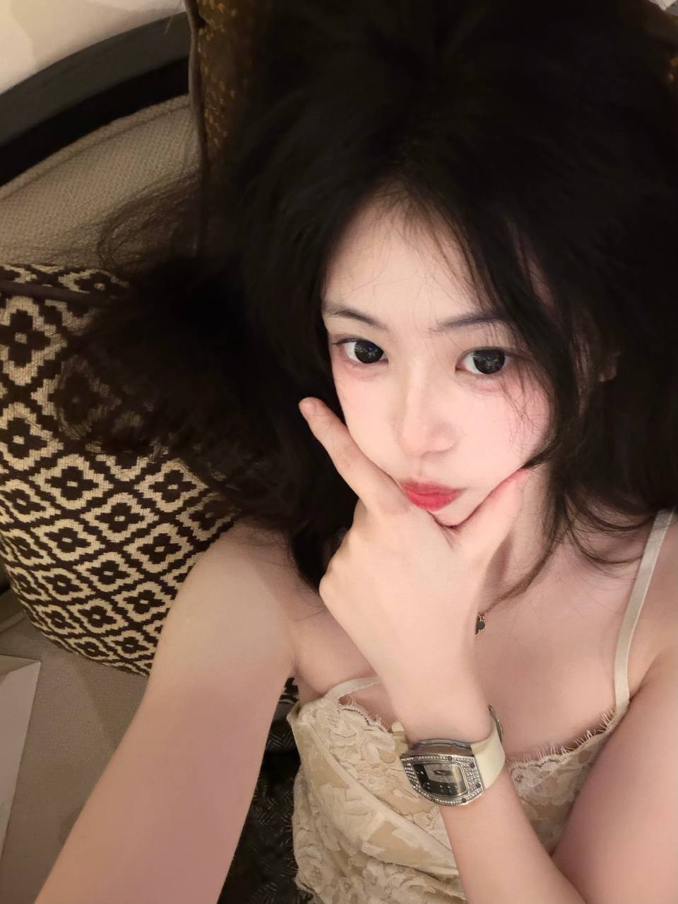 GD370 网红脸 三点粉 无套 内色 冷白皮 乖巧 懂事 大长腿