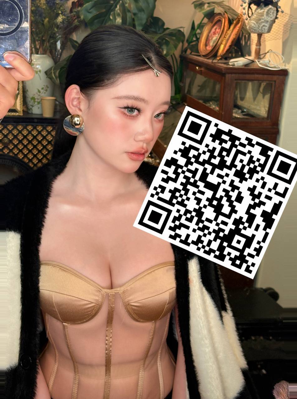 柒柒