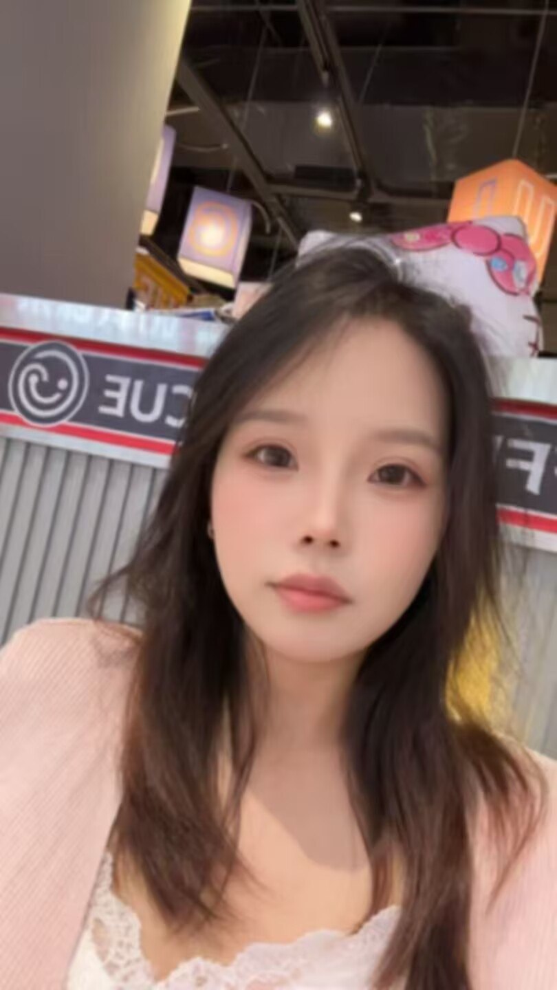 莹莹