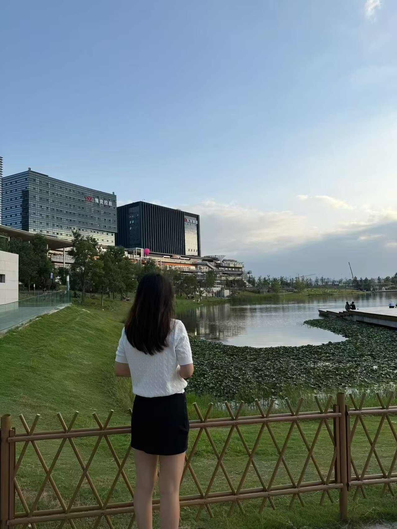 莹莹