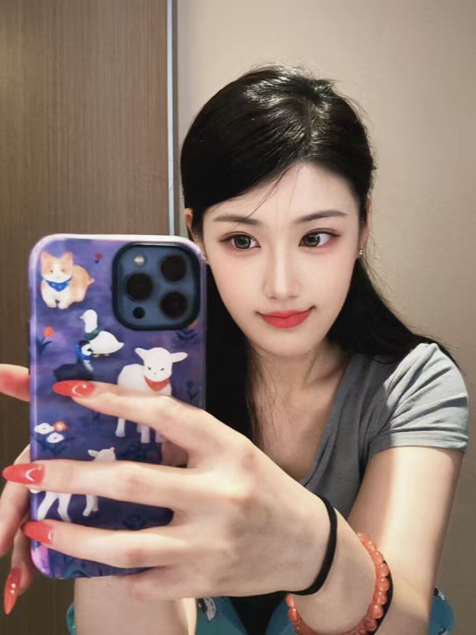 妮妮