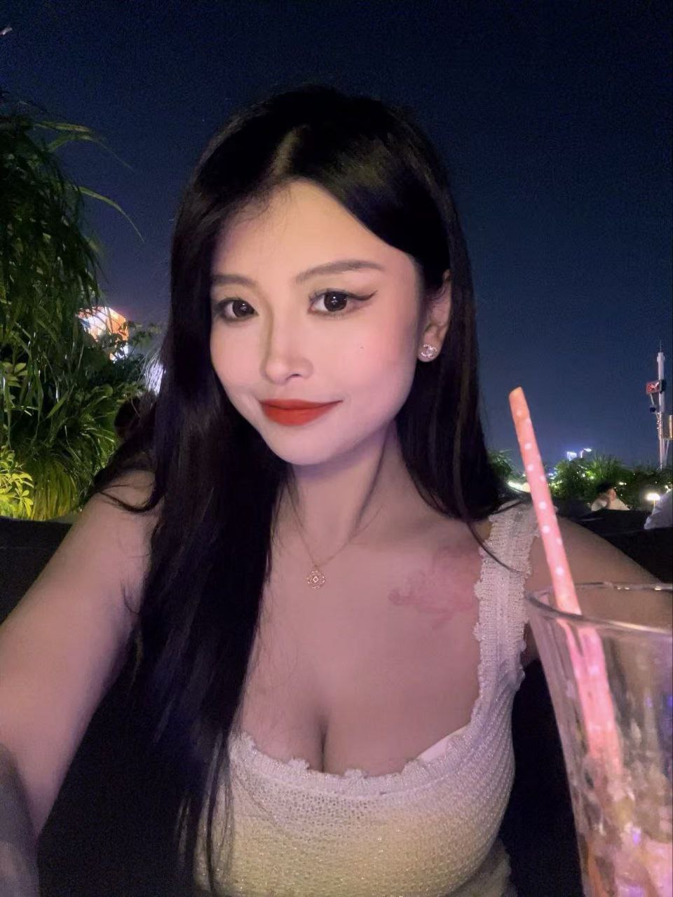 T16