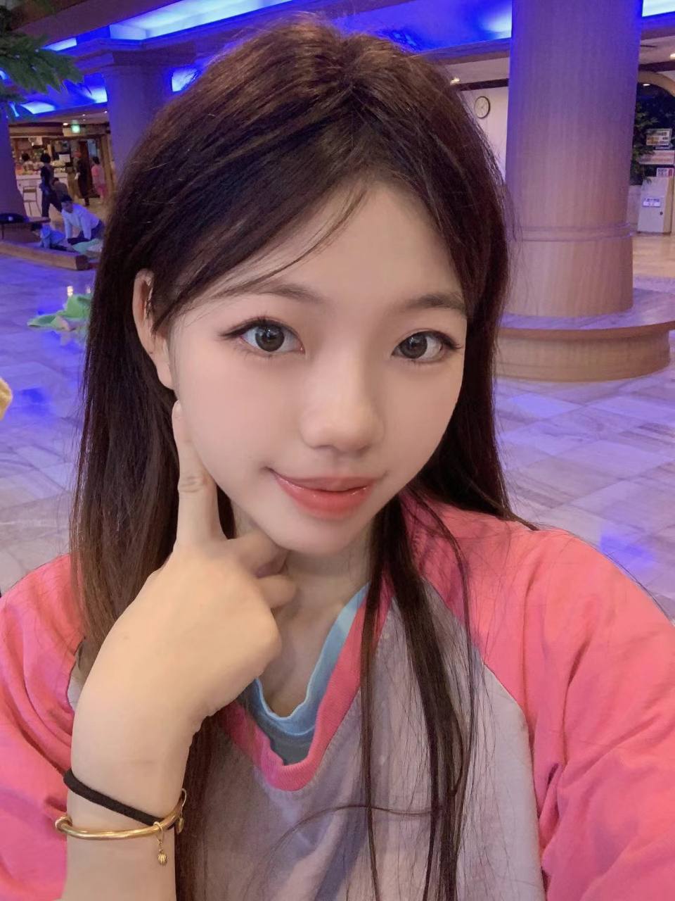 F184