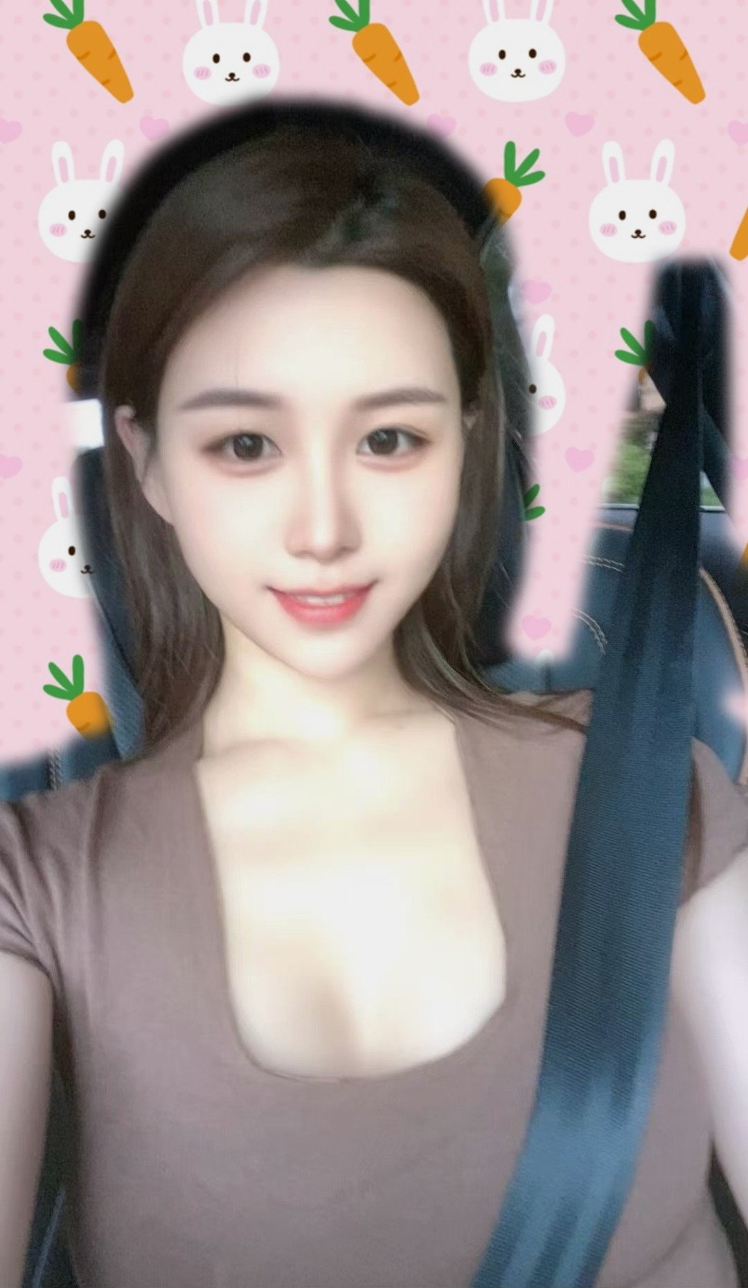 伊伊广