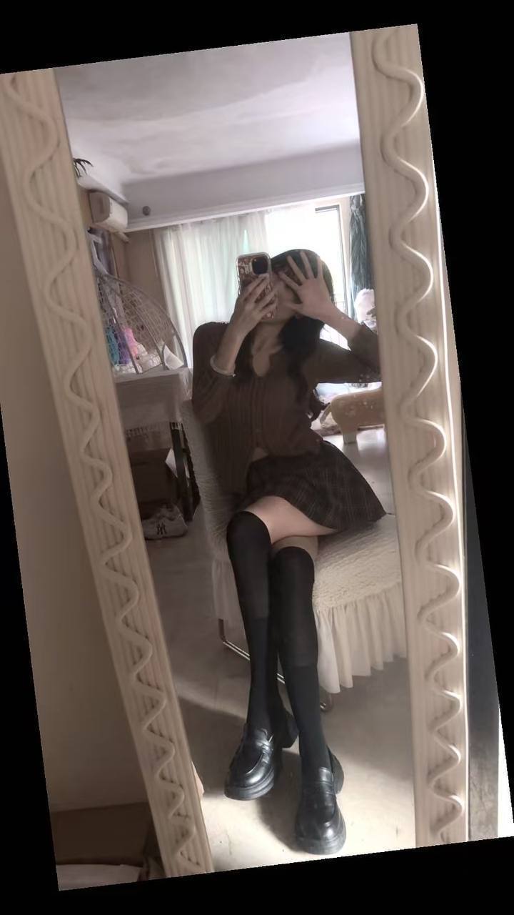 小蛮 w少小美