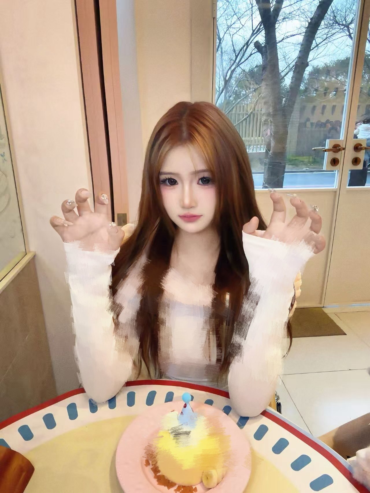 小u