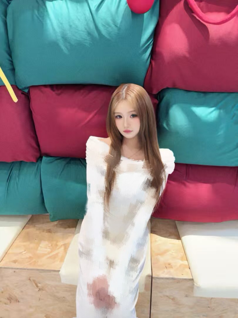 小u