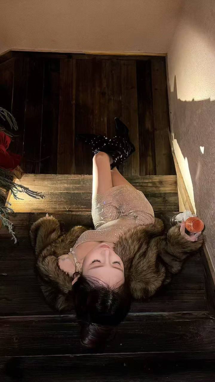 YY
