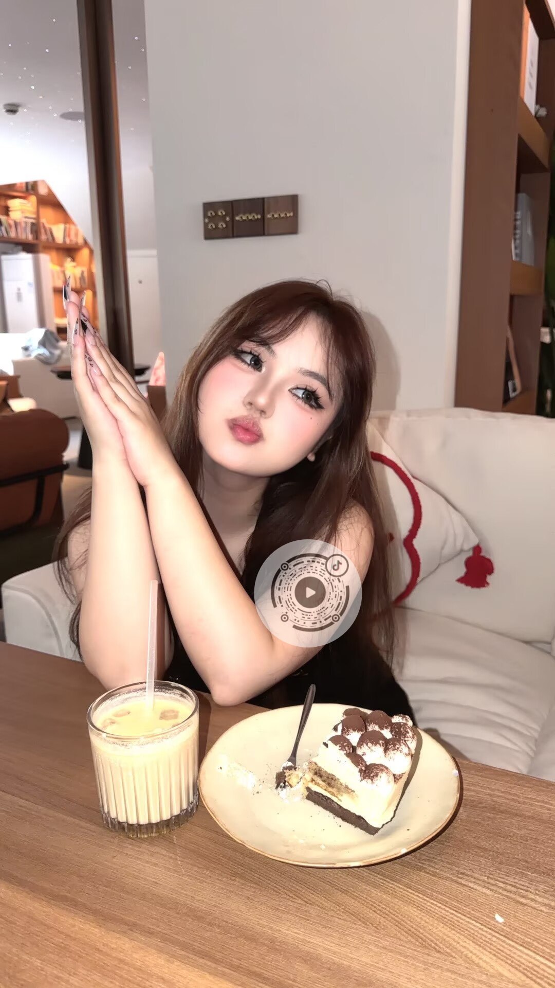 盼盼