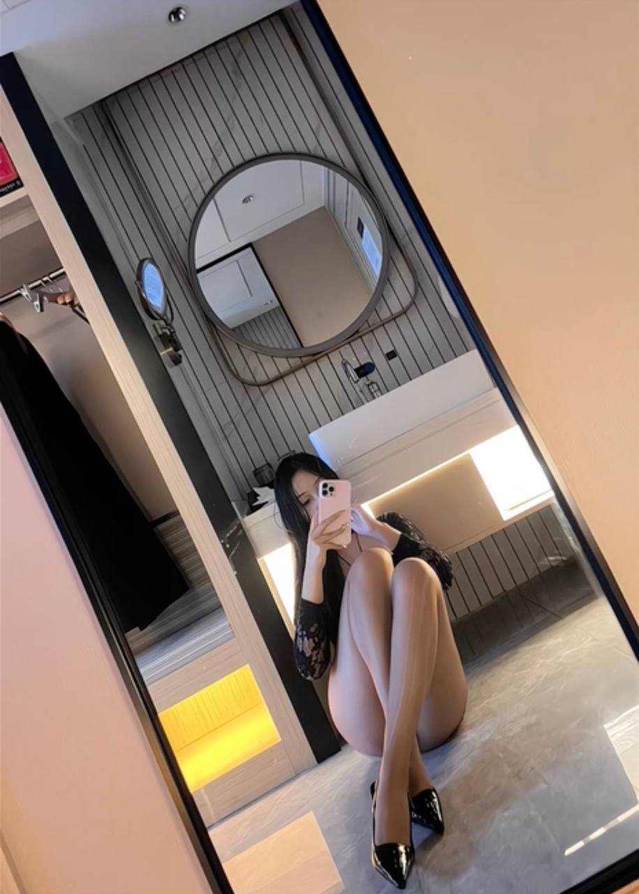 小蕾 财