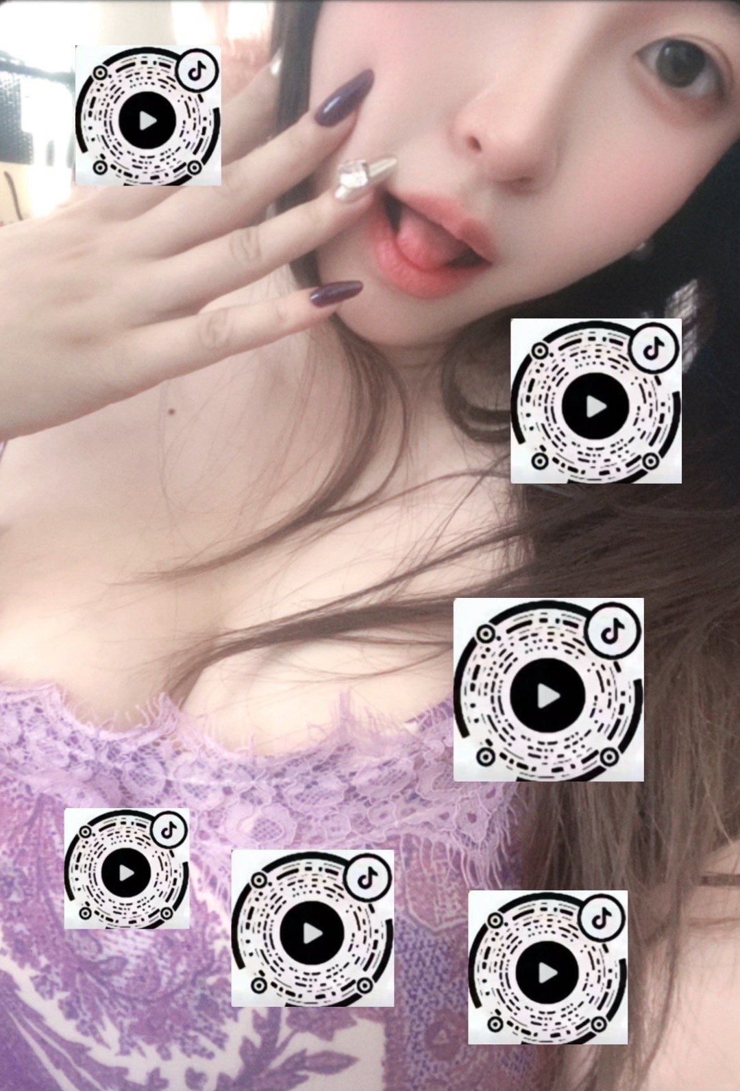 七七