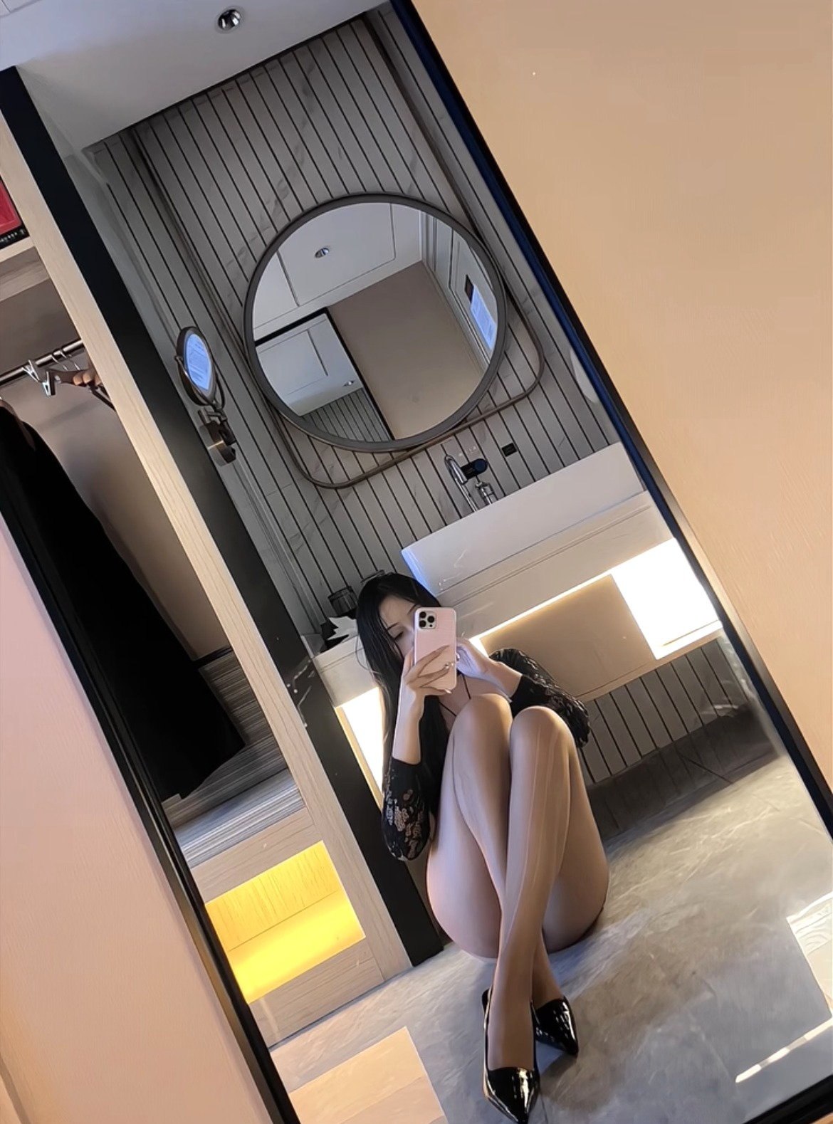 江