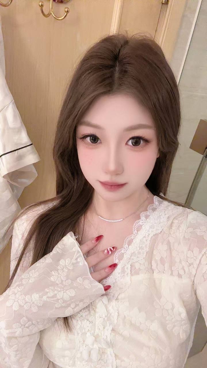 GD461 清纯 女大 御姐脸 黑长直 冷白皮