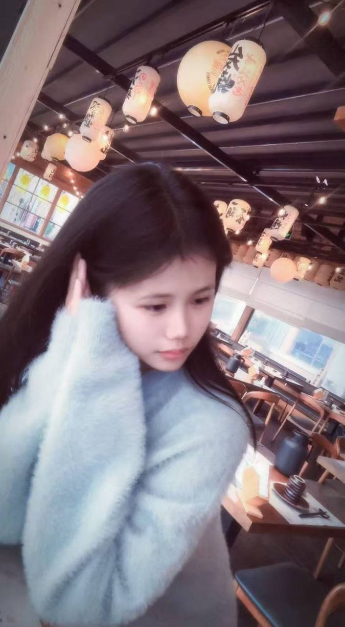 荼荼 w少小美