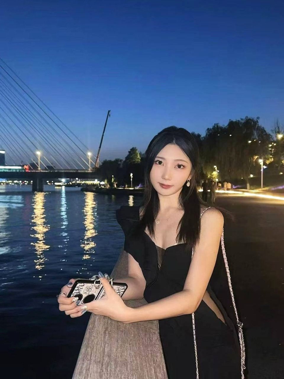 朴朴369