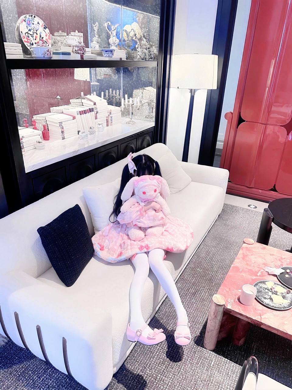 妮妮 w少小美