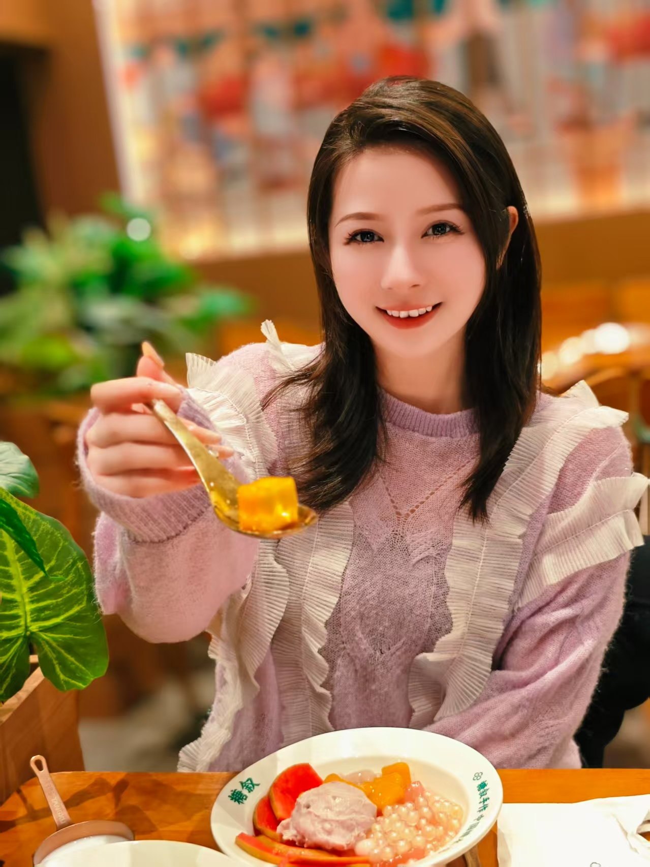 佳佳