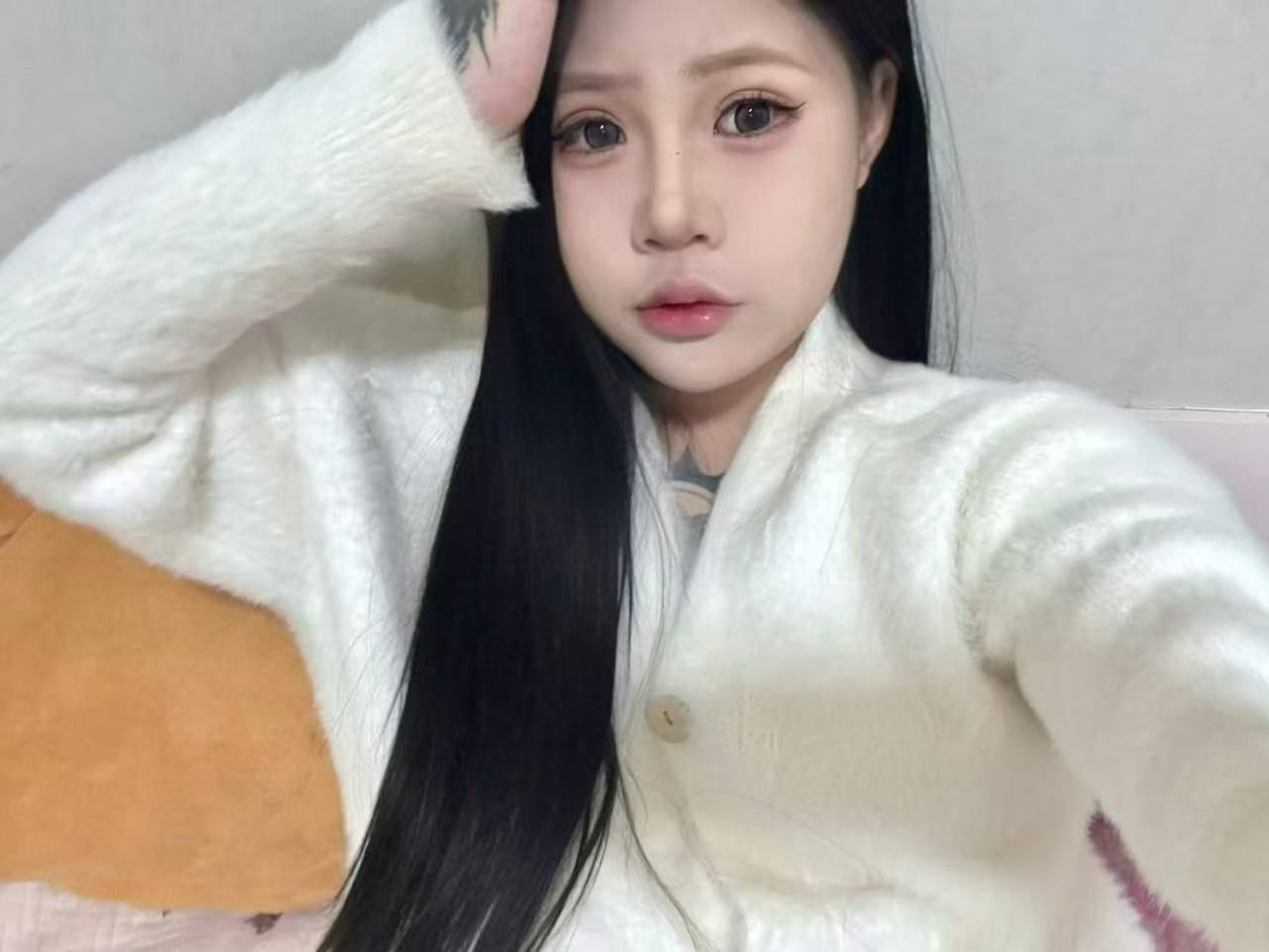 嗯呢