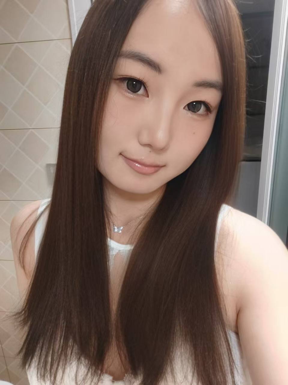 容容