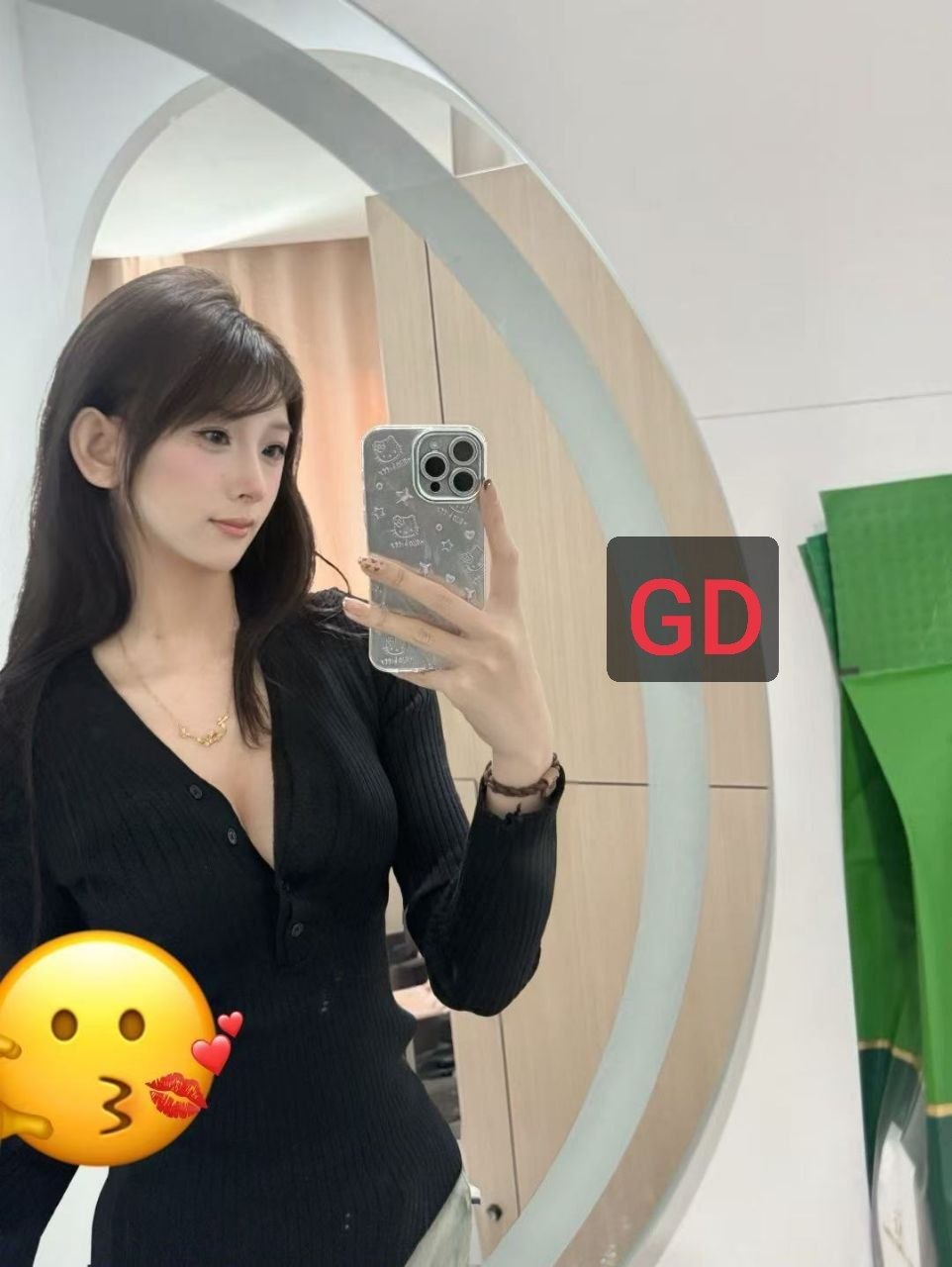 超级大长腿 清纯女大 🉑🈚  全国可飞