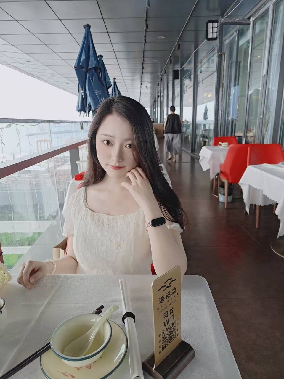 菠萝- BL-cy2