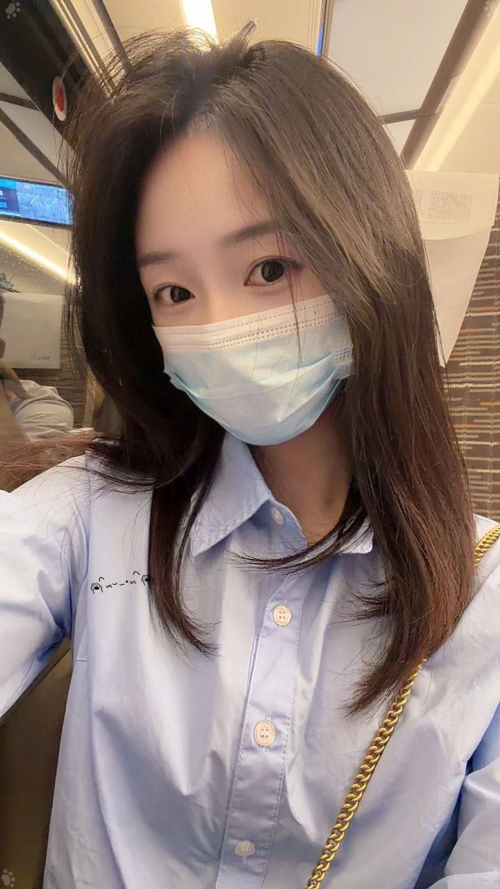 七七