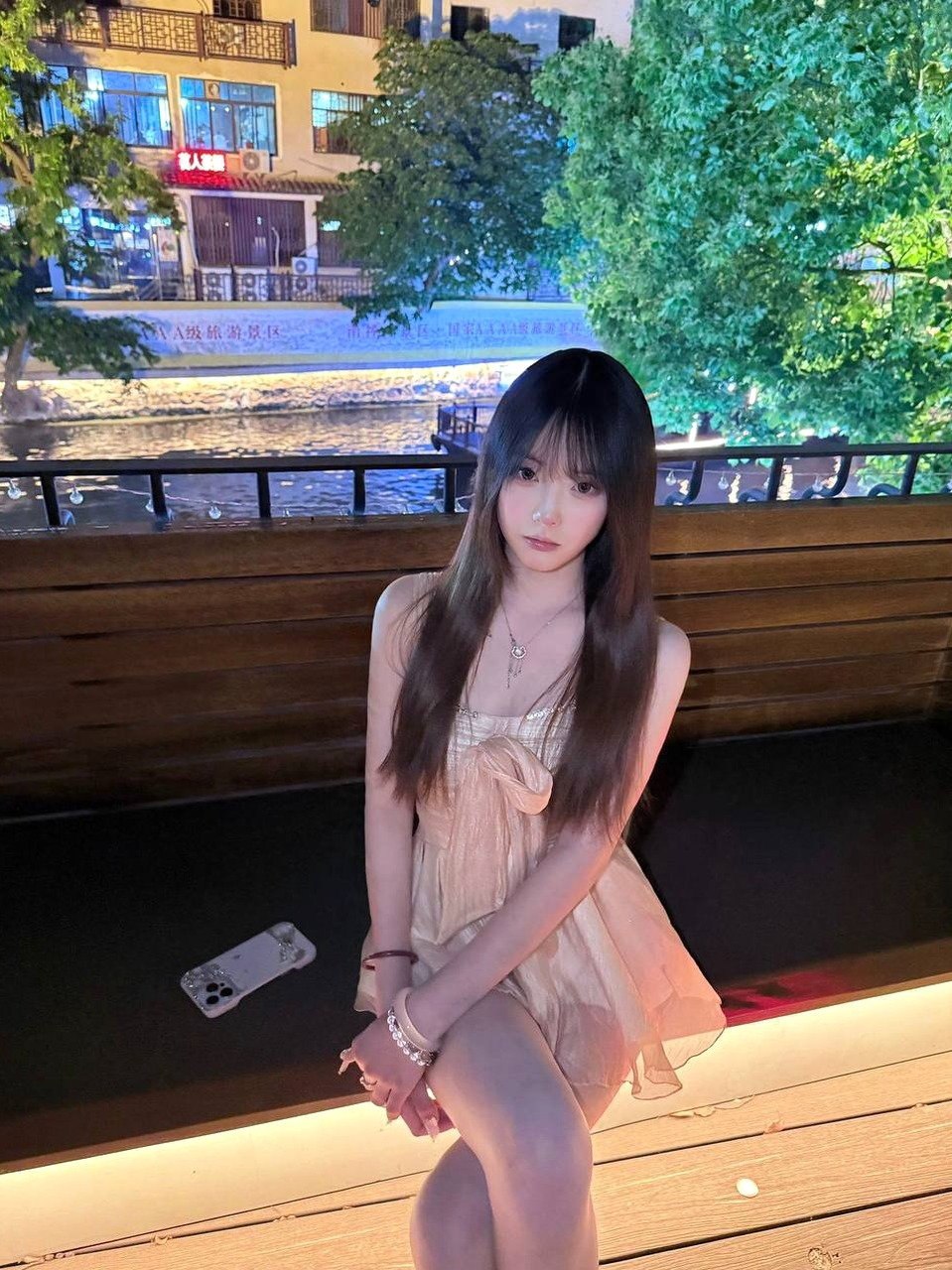 村长013