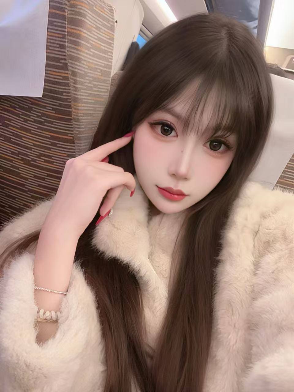 大H