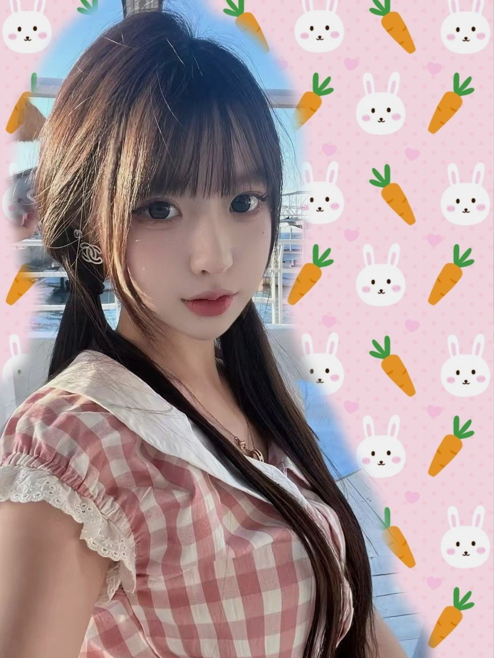 七七