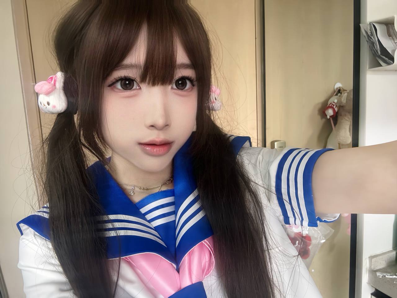 小洛