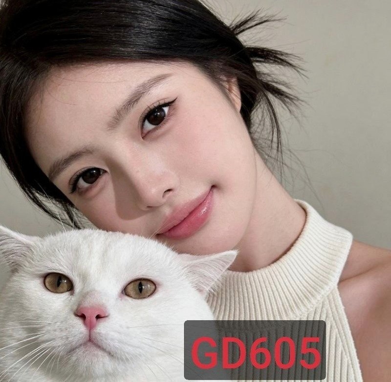 GD605 白小纯