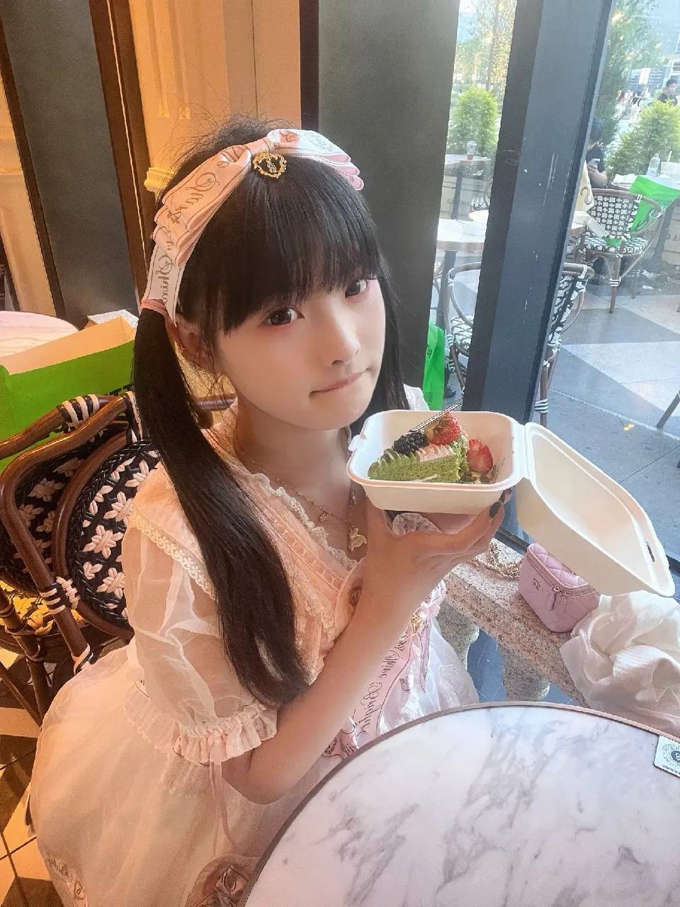 六子