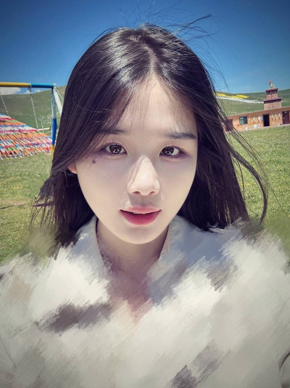 小D