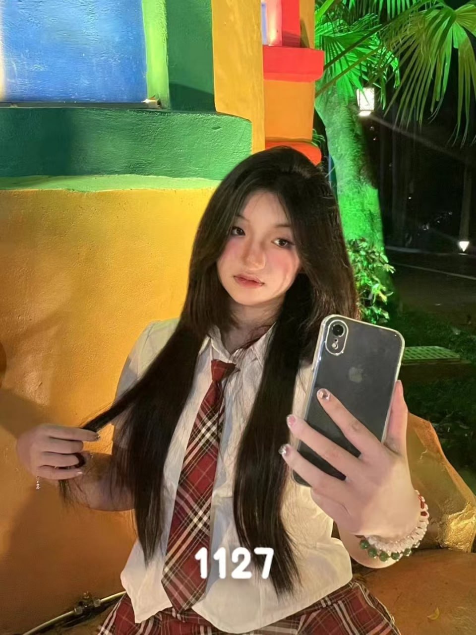 h1127