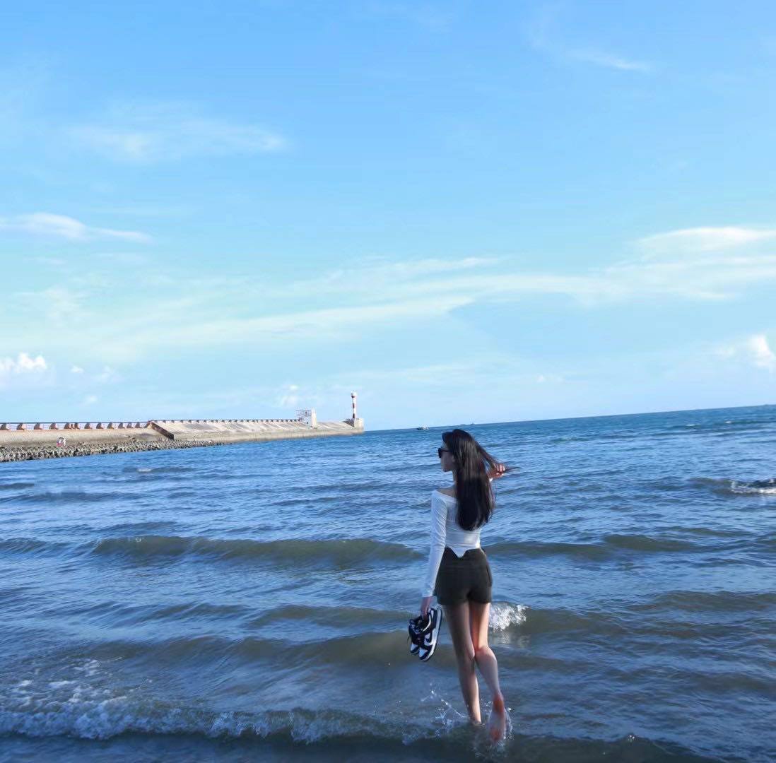 Cyy w少小美