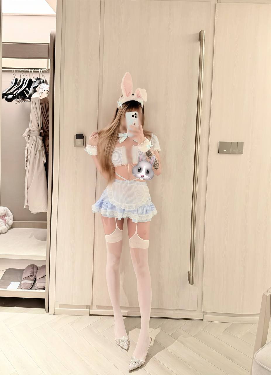 小晴 w少小美