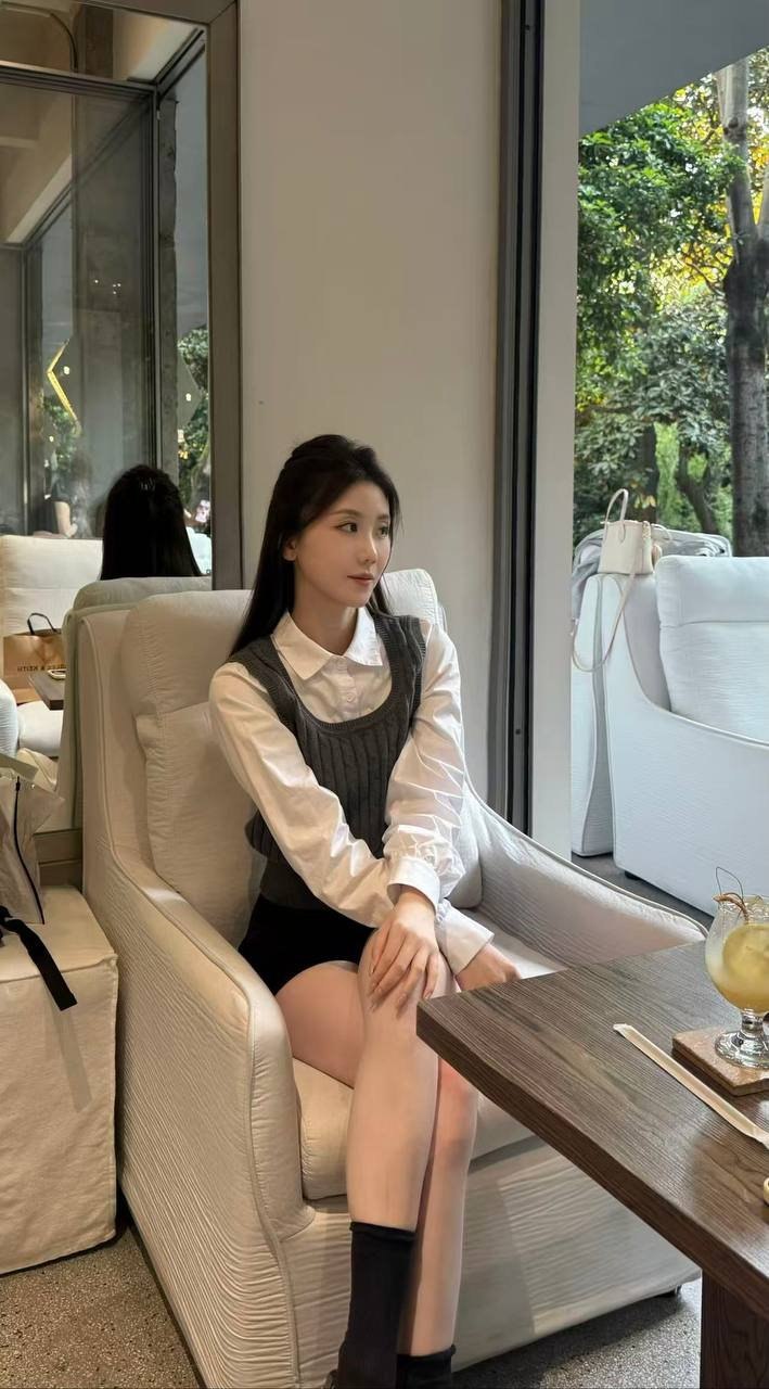 妍妍