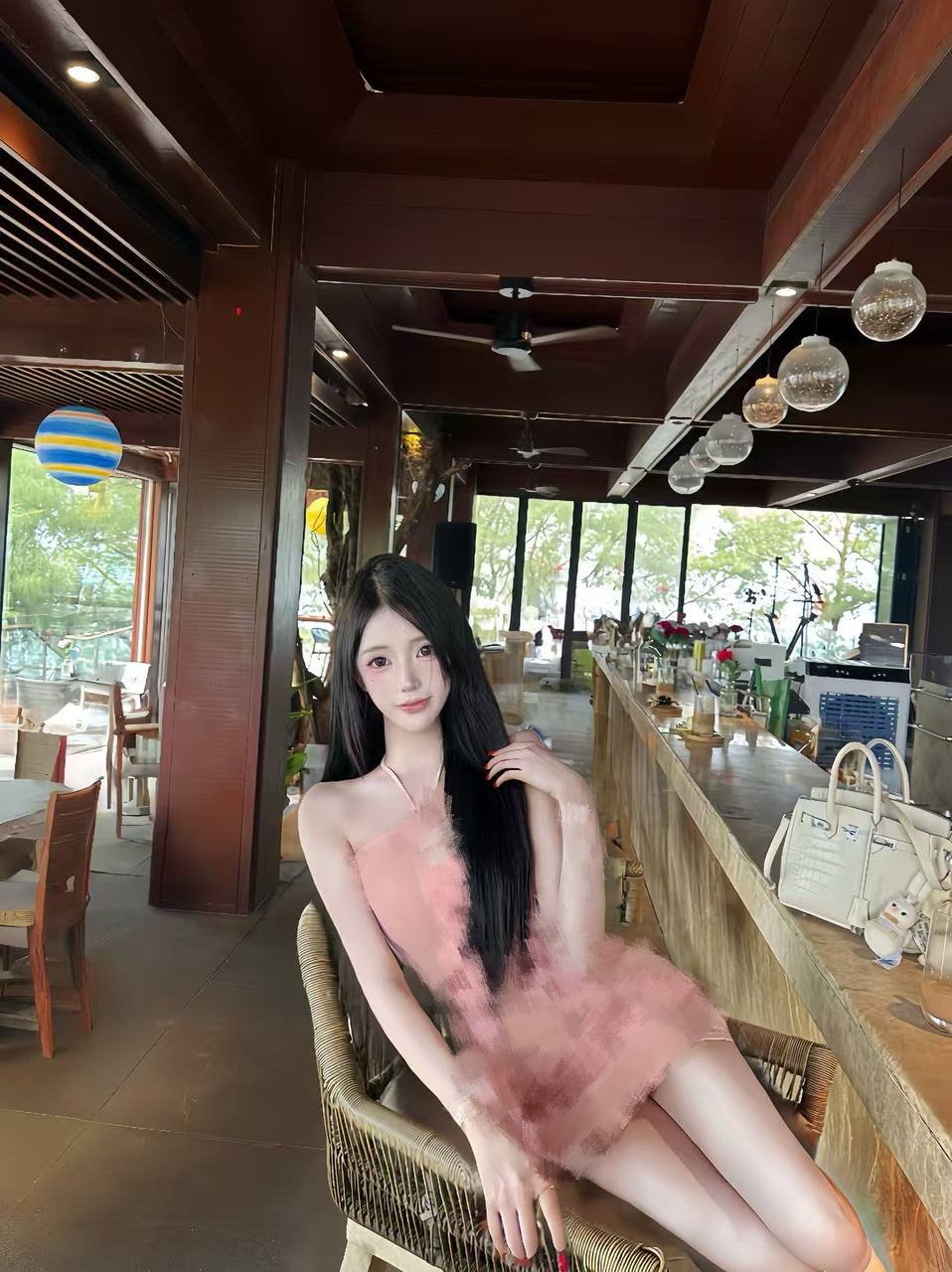 莹莹