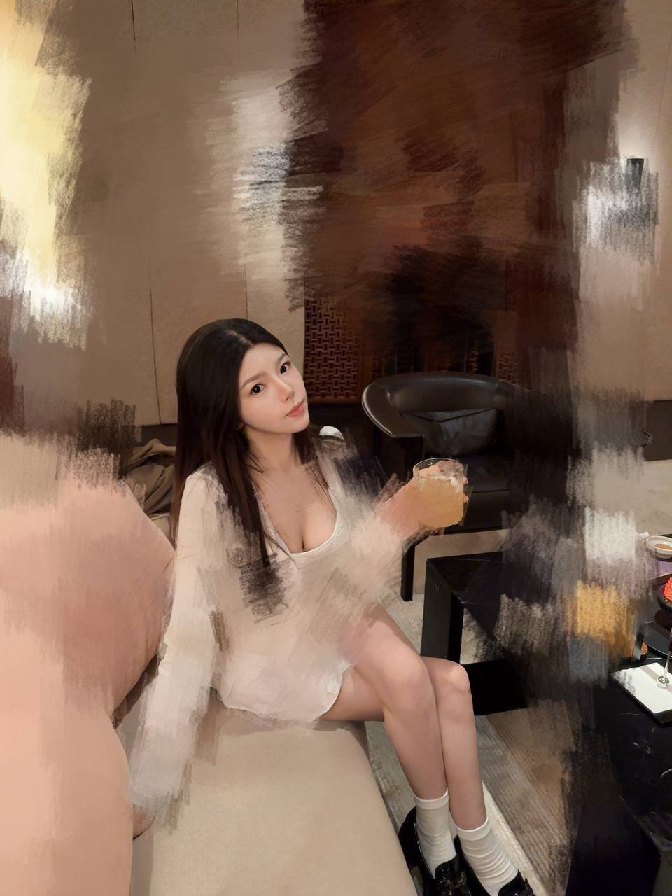 琴琴