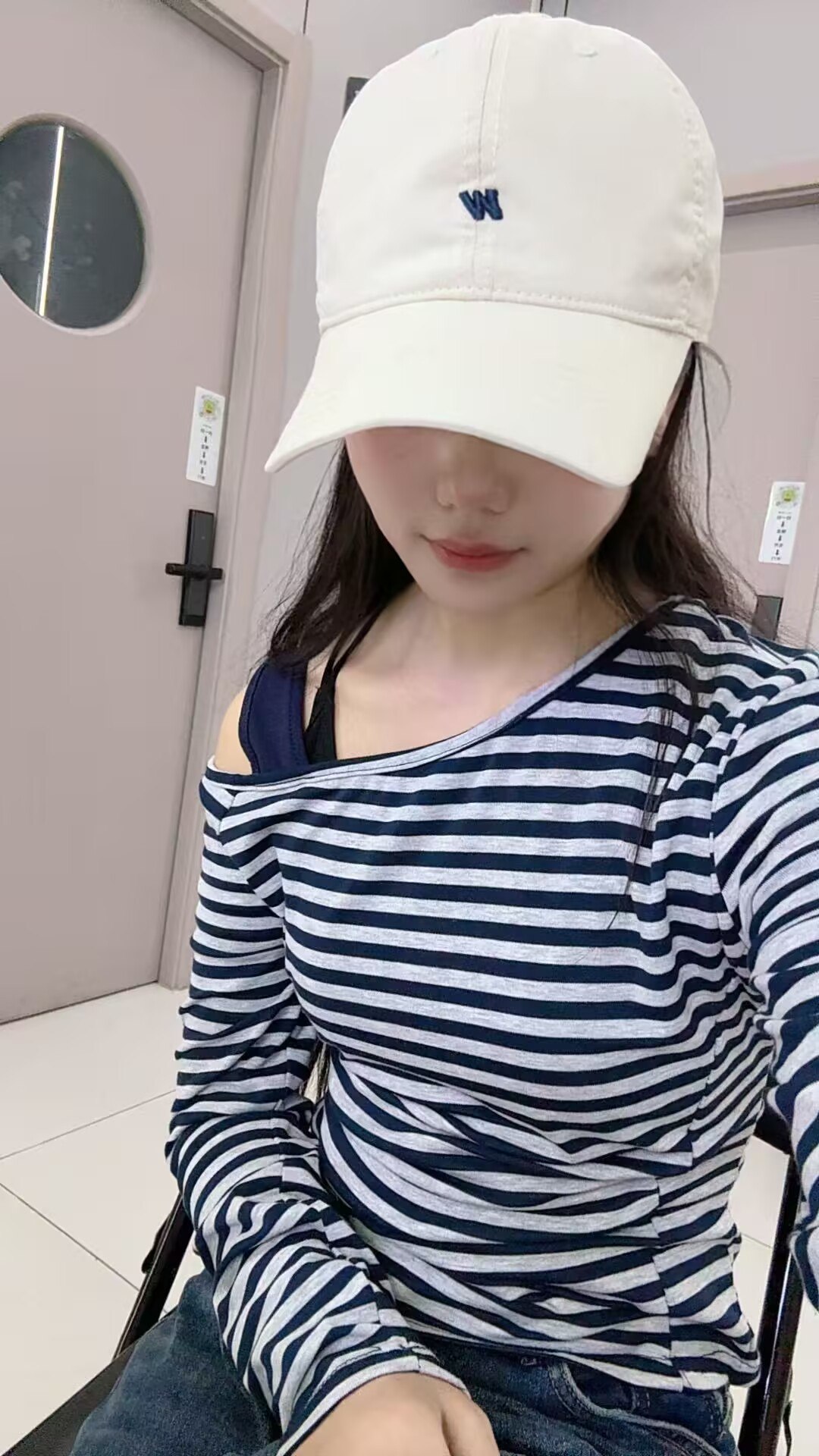 B079