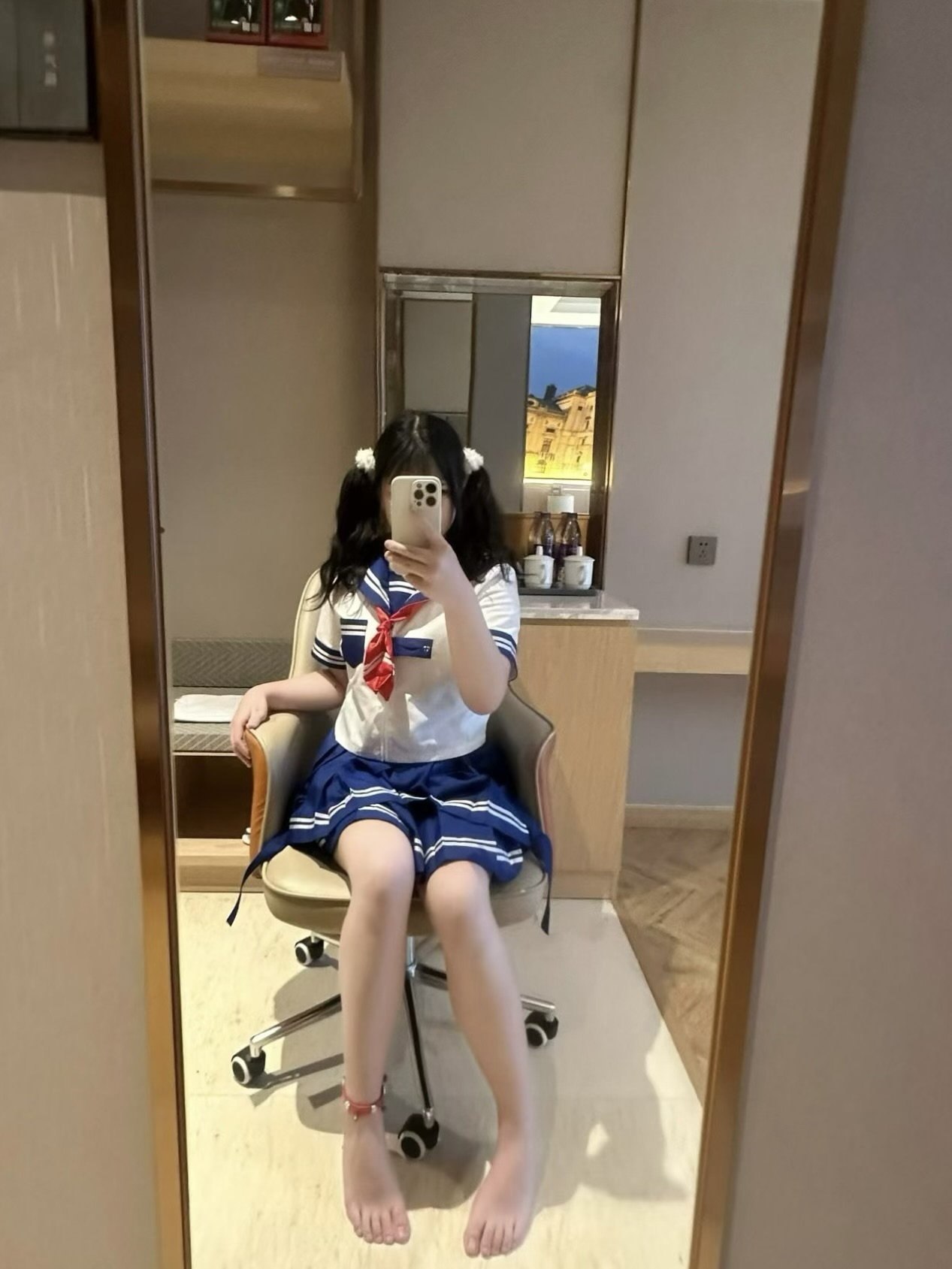 L017