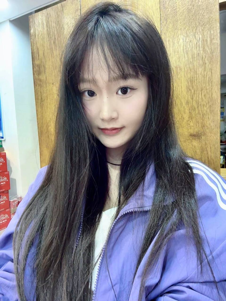 彤彤