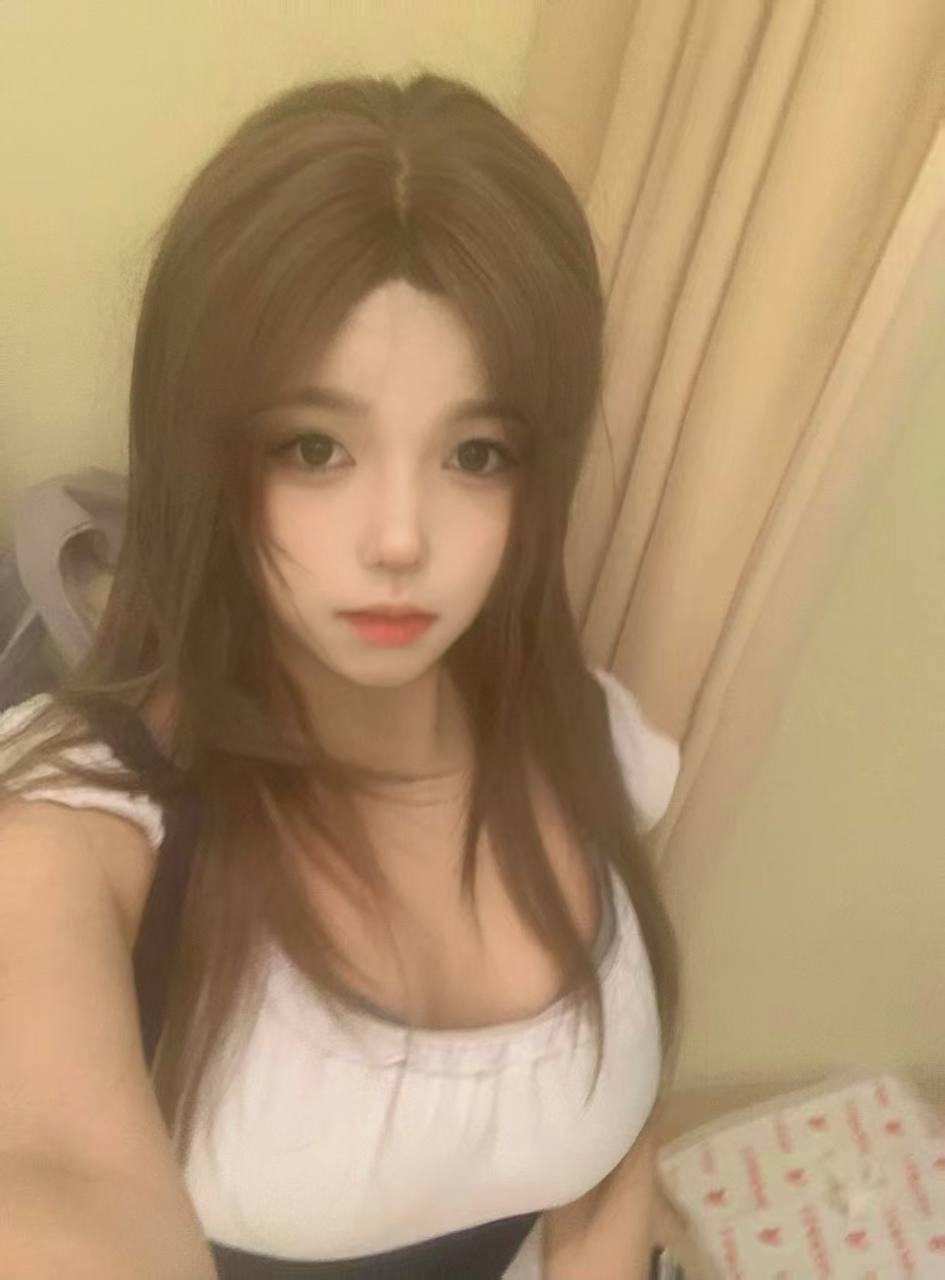 小霏