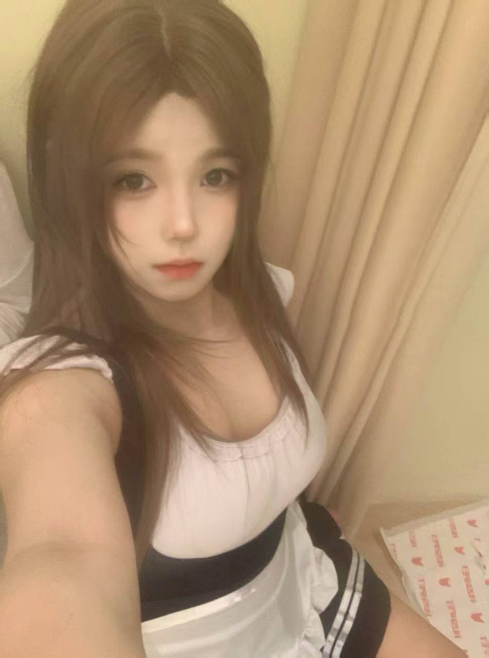 小霏