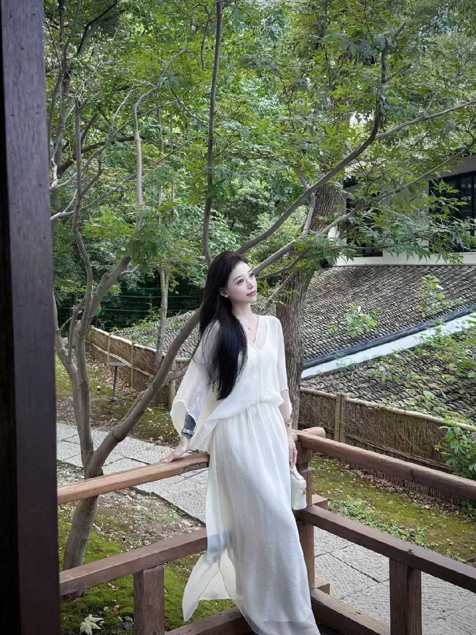 豹富041