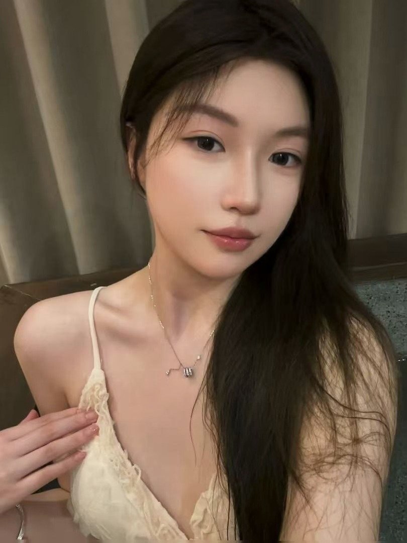 GD461 清纯 女大 御姐脸 黑长直 冷白皮