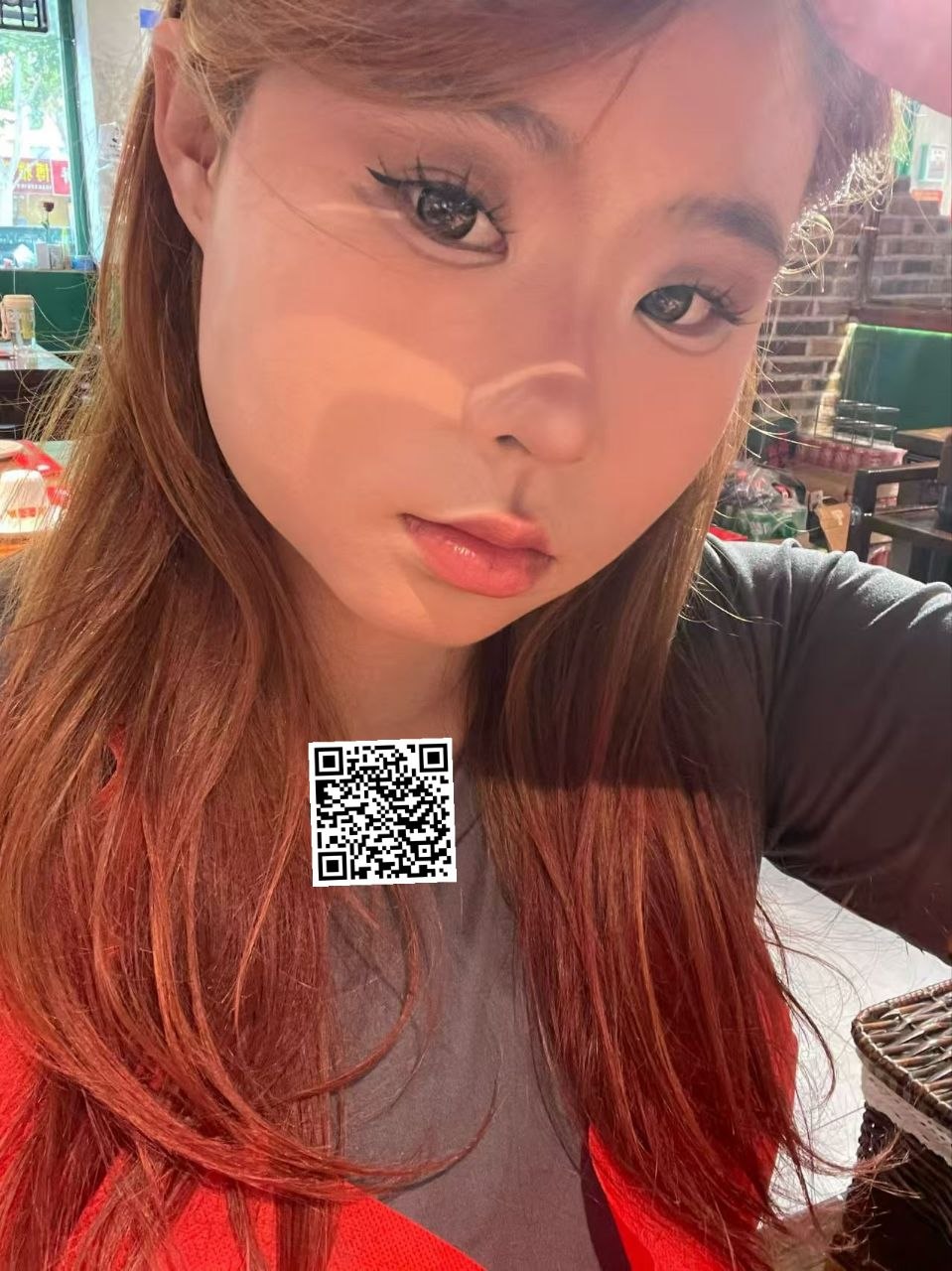 菲尼斯W2